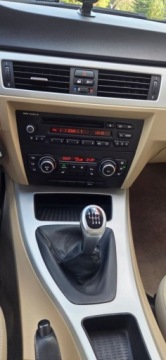 BMW Seria 3 E90-91-92-93 Touring E91 2.0 318d 143KM 2012 BMW Seria 3 318D 143 PS Zarejestrowana w PL Raty Oplaty Gwarancja 2.0, zdjęcie 18