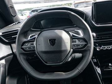 Peugeot 2008 II 2025 Od ręki - Allure e-DCS 1.2 mHEV 145KM / Pakiet Vision i Drive Assist +, zdjęcie 8