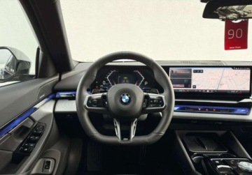 BMW Seria 5 G90-91 2025 BMW Seria 5 I wlasciciel M Sport Hak Gwarancja Bezwypadkowy FVAT23, zdjęcie 32