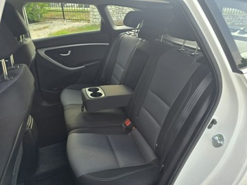 Hyundai i30 II Wagon Facelifting 1.6 CRDi 136KM 2015 Hyundai i30 1.6 CRDi 136KM # Duża Navi #, zdjęcie 7