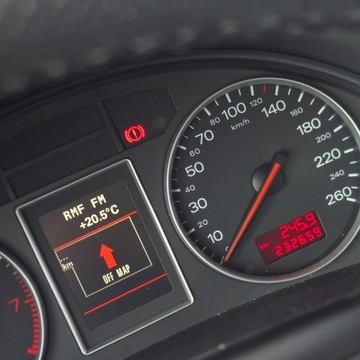 Audi A4 B6 Avant 1.8 T 190KM 2003 Audi A4 Avant 1.8 Turbo BEX Benzyna 190KM Manual, zdjęcie 35