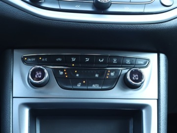 Opel Astra K Hatchback 5d 1.4 Turbo 150KM 2019 Opel Astra 1.4 T, Salon Polska, Automat, VAT 23%, zdjęcie 12