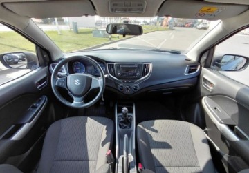 Suzuki Baleno III 1.2 DualJet 90KM 2018 Suzuki Baleno 1.2 Benzyna 90KM, zdjęcie 11