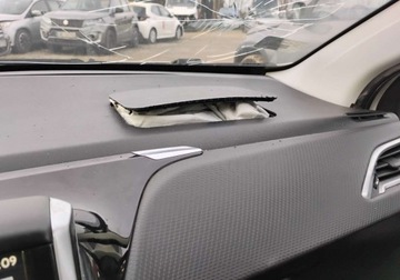 Peugeot 2008 I SUV Facelifting 1.6 BlueHDi 99KM 2016 Peugeot 2008 2016r, 1.6HDI. Uszkodzony lewy tyl. Jezdzi. 1.6 Diesel 99KM, zdjęcie 14