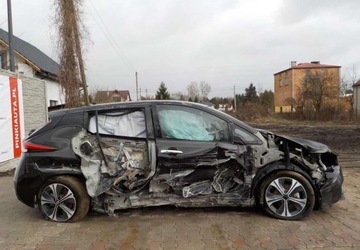 Nissan Leaf II Hatchback Elektryczny 40kWh 150KM 2020 Nissan Leaf Okazja Elektryczny 150KM, zdjęcie 14