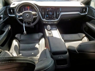 Volvo S60 III 2024 Volvo S60 Plus 2024 2.0l 2.0 Benzyna 247KM, zdjęcie 8