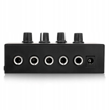 Стационарный усилитель для наушников Behringer HA400