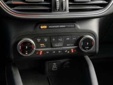 Ford Kuga III SUV Plug-In 2.5 Hybrid 190KM 2023 Ford Kuga WD1978T#2.5 FHEV FWD Vignale Podgrz.f, zdjęcie 18