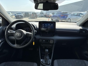 Toyota Yaris IV Hatchback 1.5 Hybrid Dynamic Force 116KM 2024 Toyota Yaris Hybrid 1.5 Style IV (2020-) Hybrid 1., zdjęcie 9