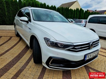 Volkswagen Passat B8 2020 Volkswagen Passat PROMOCJA SWIATECZNA Hybryda bogara wersja niski przebieg, zdjęcie 1