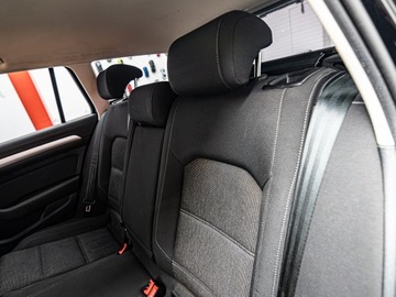 Volkswagen Passat B8 Variant 1.8 TSI BlueMotion Technology 180KM 2015 VOLKSWAGEN Passat 1.8 TSI Combi 180KM 2015, zdjęcie 23