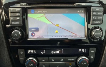 Nissan Qashqai II Crossover 1.6 dCi 130KM 2016 Nissan Qashqai panorama, kamera cofania, nawigacja 1.6 Diesel 130KM, zdjęcie 25