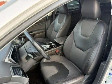 Ford Mondeo V Kombi 2.0 EcoBoost 240KM 2017 Ford Mondeo 2.0 16V 240KM 2017r ST-Line EcoBoost, zdjęcie 11