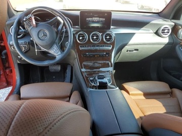 Mercedes GLC C253 2019 Mercedes-Benz GLC 2019 r., 2,0L 300 4MATIC 2.0 Benzyna 241KM, zdjęcie 7
