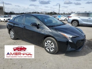 Toyota Prius IV Hatchback 1.8 Hybrid 122KM 2017 Toyota Prius 2017 r., 1,8L od ubezpieczalni 1.8 Hybryda 121KM