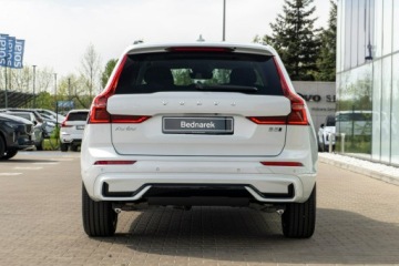 Volvo XC60 II 2026 Volvo XC 60 Ultra Dark B5 AWD mild hybrid Benzyna, zdjęcie 7