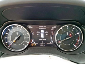 Maserati Levante 2021 Maserati Levante Luxury 2021 3.0l 3.0 Benzyna 345KM, zdjęcie 9