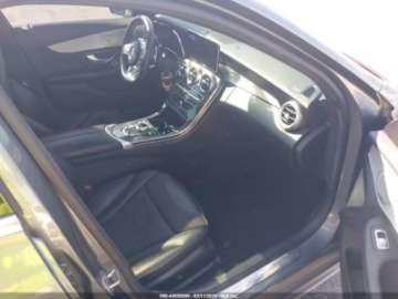 Mercedes Klasa C W205 2019 Mercedes-Benz Klasa C 63 AMG 2019 4.0 Benzyna 469KM, zdjęcie 9