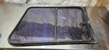 MITSUBISHI PAJERO 2 5 DVEŘE SKLO (OKNO) BOČNÍ KAROSERIE LEVÝ ZADNÍ