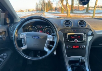 Ford Mondeo IV Kombi 1.6 Duratec 120KM 2011 Ford Mondeo SW Bezwypadkowy, niski przebieg, 1.6 zwykly i prosty silnik, zdjęcie 12
