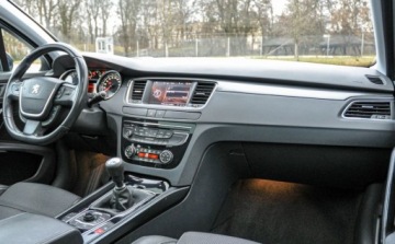Peugeot 508 I SW 1.6 THP 156KM 2011 Peugeot 508 1,6T 1.6 Benzyna 156KM, zdjęcie 9