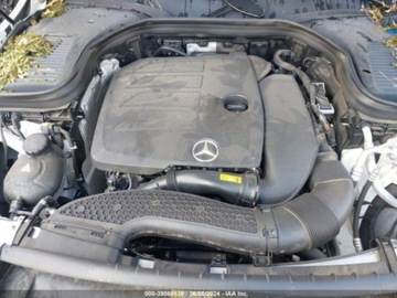 Mercedes GLC C253 2021 Mercedes-Benz GLC 2021 Mercedes-Benz GLC GLC 300 SUV 2.0 Benzyna 255KM, zdjęcie 8
