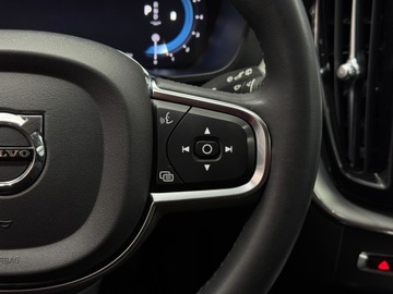 Volvo XC60 II 2022 Volvo XC 60 Core / Hak / Kamera cofania / CarPlay/, zdjęcie 22