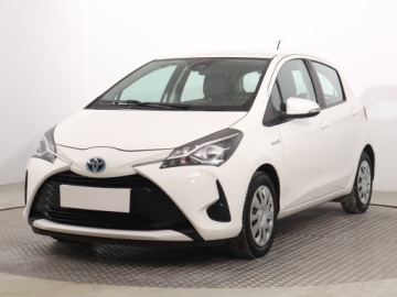 Toyota Yaris III Hatchback 5d Facelifting 2017 1.5 Hybrid 100KM 2020 Toyota Yaris 1.5 Hybrid, Salon Polska, zdjęcie 1