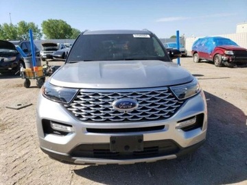 Ford Explorer VI 2021 Ford Explorer 2021, 3.0L, 4x4, PLATINUM, po gradobiciu 3.0 Benzyna 365KM, zdjęcie 2