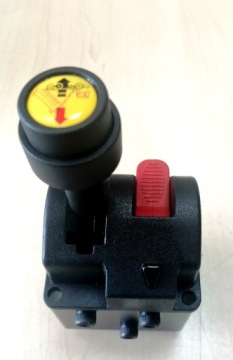 Контроллер опрокидывания с ВОМ, рычаг киппера, рукоятка джойстика