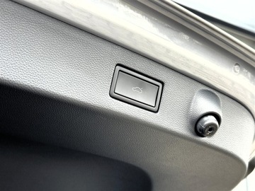 Volkswagen Arteon Shooting Brake R 2.0 TSI 320KM 2022 Volkswagen Arteon 2.0TSI 320KM 4X4 R DSG l DCC, Pa, zdjęcie 32