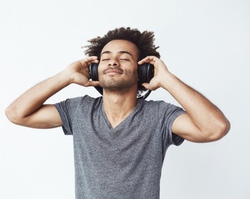БЕСПРОВОДНЫЕ НАУШНИКИ DDK НАКЛОННЫЕ СПОРТИВНЫЕ НАУШНИКИ BLUETOOTH 5.0 С МИКРОФОНОМ IPX