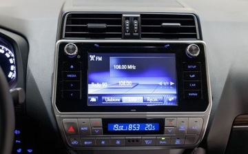 Toyota Land Cruiser VII Terenowy 3d 2.8 D-4D 177KM 2020 Toyota Land Cruiser LC 2.8 D-4D Premium aut 2.8 Diesel 177KM, zdjęcie 28