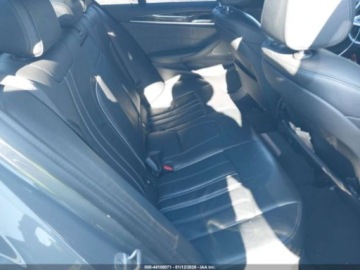 BMW Seria 5 G30-G31 2021 BMW Seria 5 540i xDrive 2021 3.0 Benzyna 335KM, zdjęcie 12