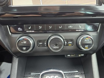 Skoda Octavia III RS Kombi 2.0 TDI 184KM 2016 Škoda Octavia Skoda Octavia RS, Challenge, Bi, zdjęcie 30