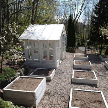 Бетонный огород, ящики для осмотра огорода