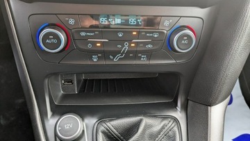 Ford Focus III Kombi Facelifting 1.0 EcoBoost 100KM 2016 Ford Focus 1.0i*101PS*OPŁACONY Bezwypadkowy, zdjęcie 21