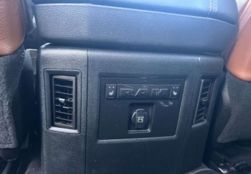 Dodge Ram IV 5.7 V8 390KM 2017 Dodge RAM Dodge RAM 5.7 Benzyna 390KM, zdjęcie 24