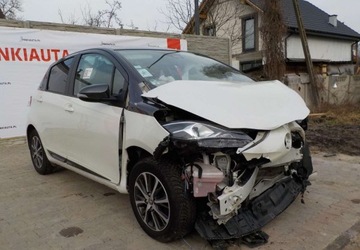 Toyota Yaris III Hatchback 5d Facelifting 2017 1.5 Dual VVT-iE 111KM 2019 Toyota Yaris Y20 Okazja 1.5 Benzyna 111KM, zdjęcie 1