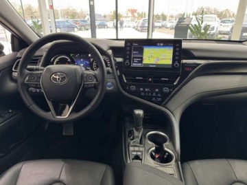 Toyota Camry IX Sedan 2.5 Hybrid Dynamic Force 218KM 2022 Toyota Camry Executive Nawigacja Skorzana tapicerka Kamera cofania Car, zdjęcie 12