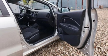 Kia Rio III Hatchback 3d 1.1 WGT 75KM 2012 Kia Rio Kia Rio 1.1 Diesel 75KM, zdjęcie 18