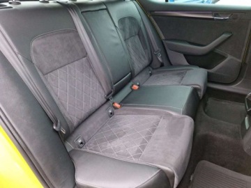 Skoda Superb III Liftback Facelifting 2.0 TSI 190KM 2021 Skoda Superb Sportline 2.0 TSI 190KM DSG FV23 2.0 Benzyna 190KM, zdjęcie 13