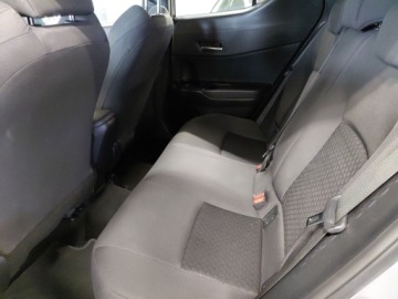 Toyota C-HR I Crossover Facelifting 1.8 Hybrid 122KM 2023 Toyota C-HR 1.8 Hybrid GPF Comfort TOYOTA C-HR 1.8, zdjęcie 13