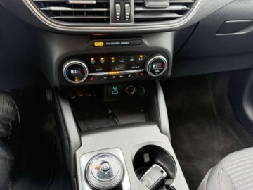 Ford Kuga III 2020 Ford Kuga Sliczna Kuga 2.5Plugin 4X4 NaviSamParkujeKamera LedyGrzana Szyba, zdjęcie 19