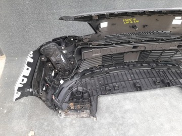 Peugeot 3008 II Lift 6PDC передний бампер