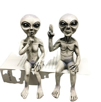 FIGURKI STATUETKI 2 SZT UFOLUDKI UFO KOSMITA