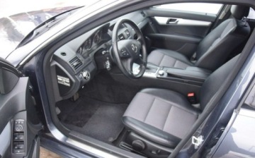 Mercedes Klasa C W204 Limuzyna 1.8 180 CGI BlueEFFICIENCY 156KM 2010 Mercedes-Benz Klasa C 1.8B Automat 2KPL KOL PDC Hak Oryginal Lakier Sprowa, zdjęcie 18