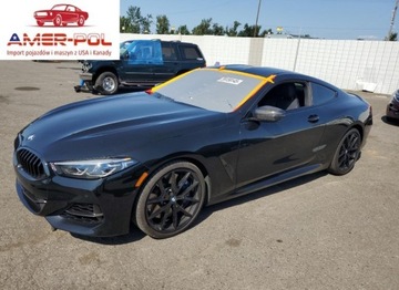BMW Seria 8 II 2022 BMW Seria 8 M850xi 2022 4.4l 4.4 Benzyna 523KM