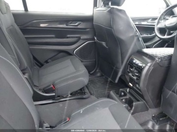 Jeep Grand Cherokee IV 2022 Jeep Grand Cherokee 2022 Jeep Grand Cherokee L Laredo 4x4 3.6 Benzyna 295KM, zdjęcie 10