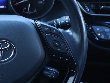 Toyota C-HR I Crossover 1.2L Turbo 116KM 2017 Toyota C-HR 1.2 Turbo, Salon Polska, Serwis ASO, zdjęcie 17